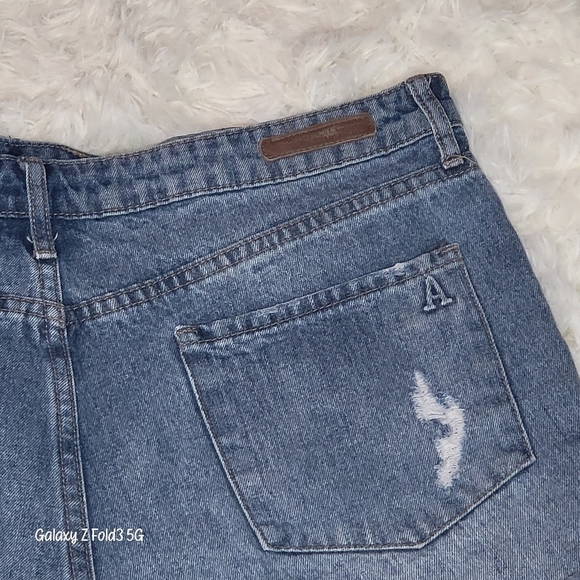 Articles Of Society SIZE 29 Distressed Shorts - Picture 7 of 7